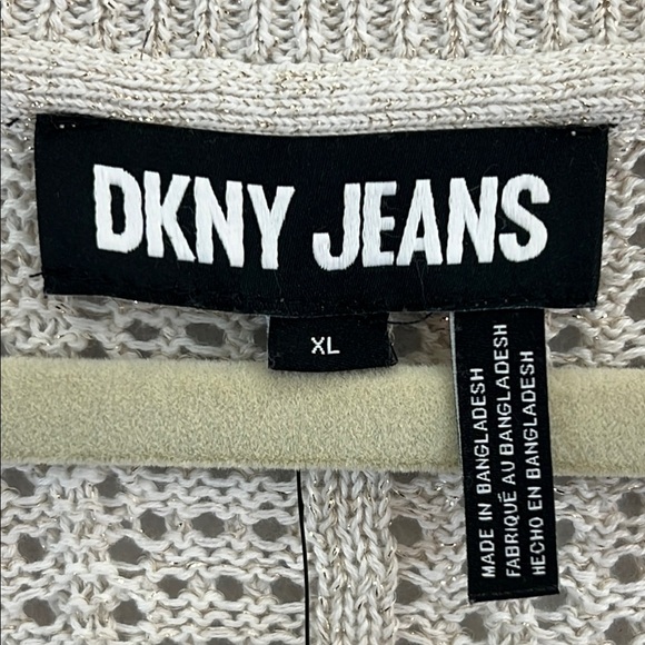 DKNY Jeans Women’s Sweater Vest XL Cream / Gold Open Knit Pattern NWT - Picture 2 of 12